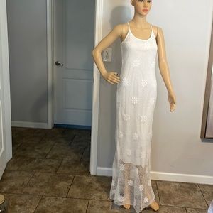 De Colores White boho fishnet maxi dress size small